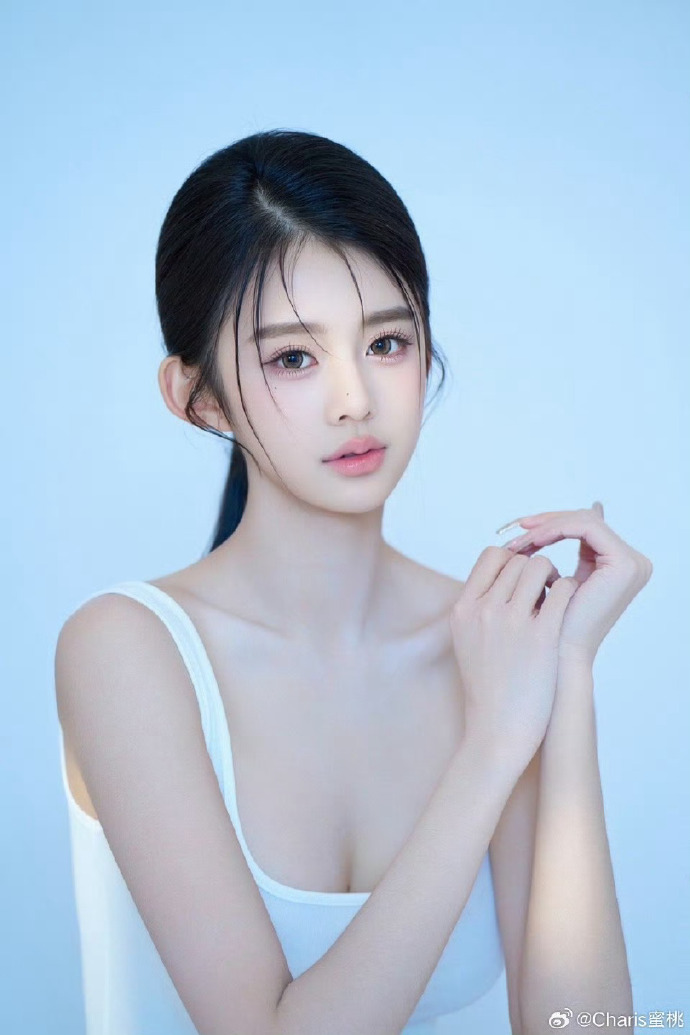 可信赖色调下的古装